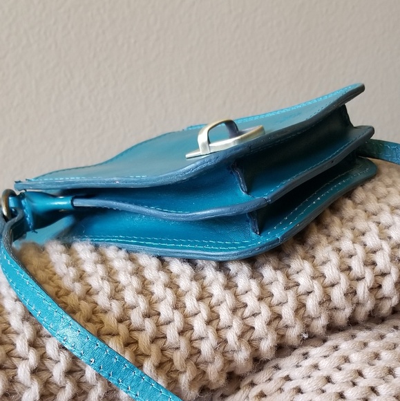 Florence Handbag💙 - Picture 5 of 8